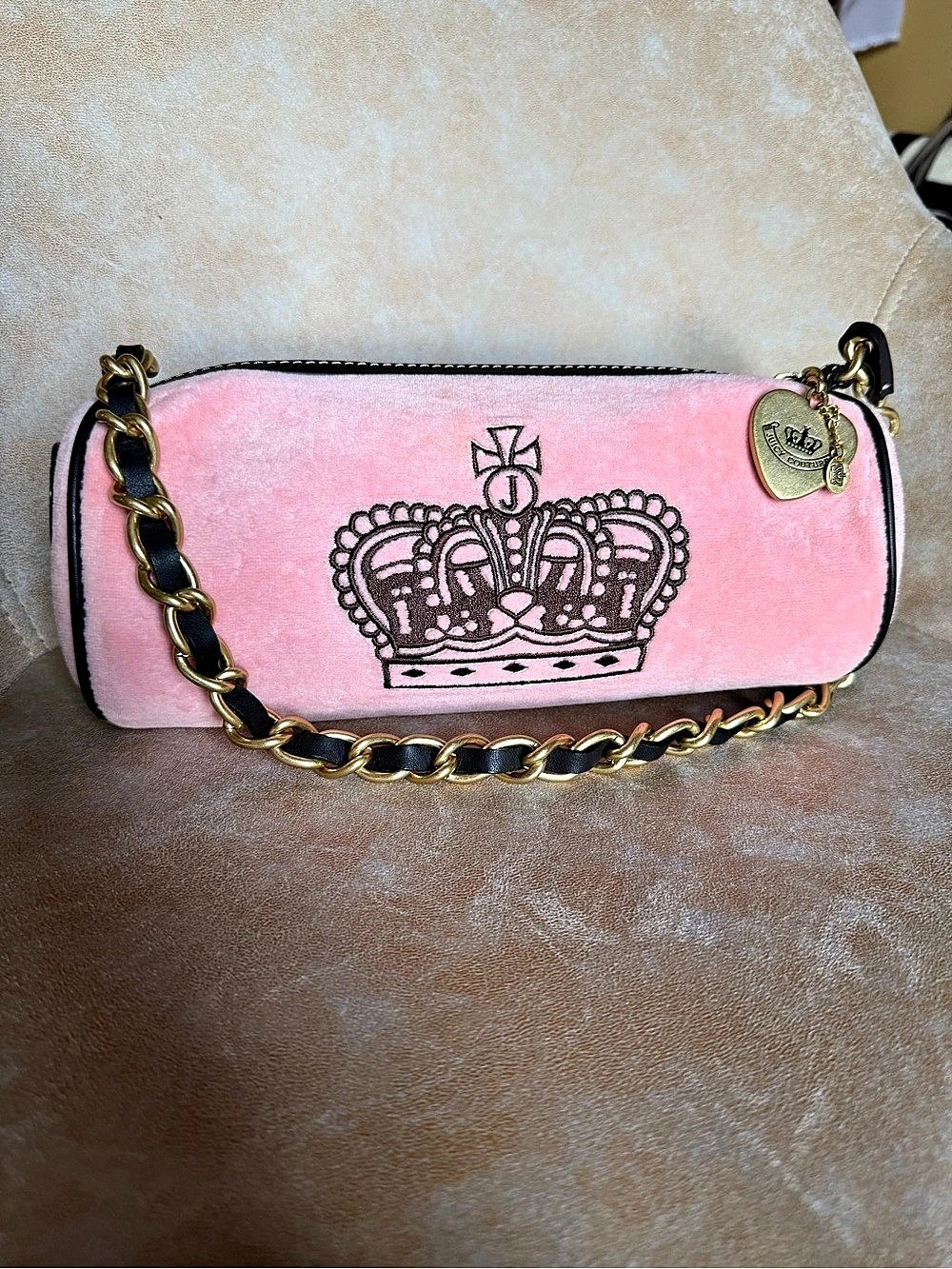 Juicy Couture Velour Barrel Shoulder Bag Pink & Black - Y2K, Vintage